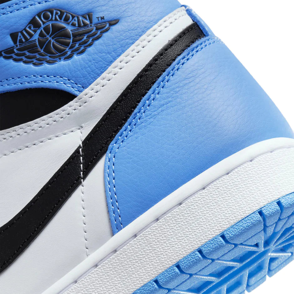 Air Jordan 1 Retro High OG UNC Toe