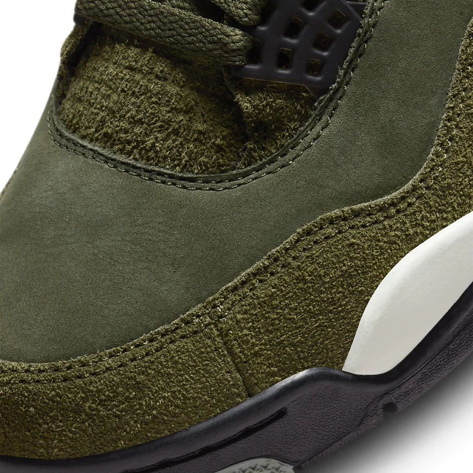 Air Jordan 4 Retro SE Craft Olive (GS)